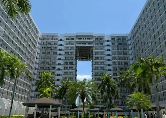 Shell Residences By Jas O Condotel * Manila